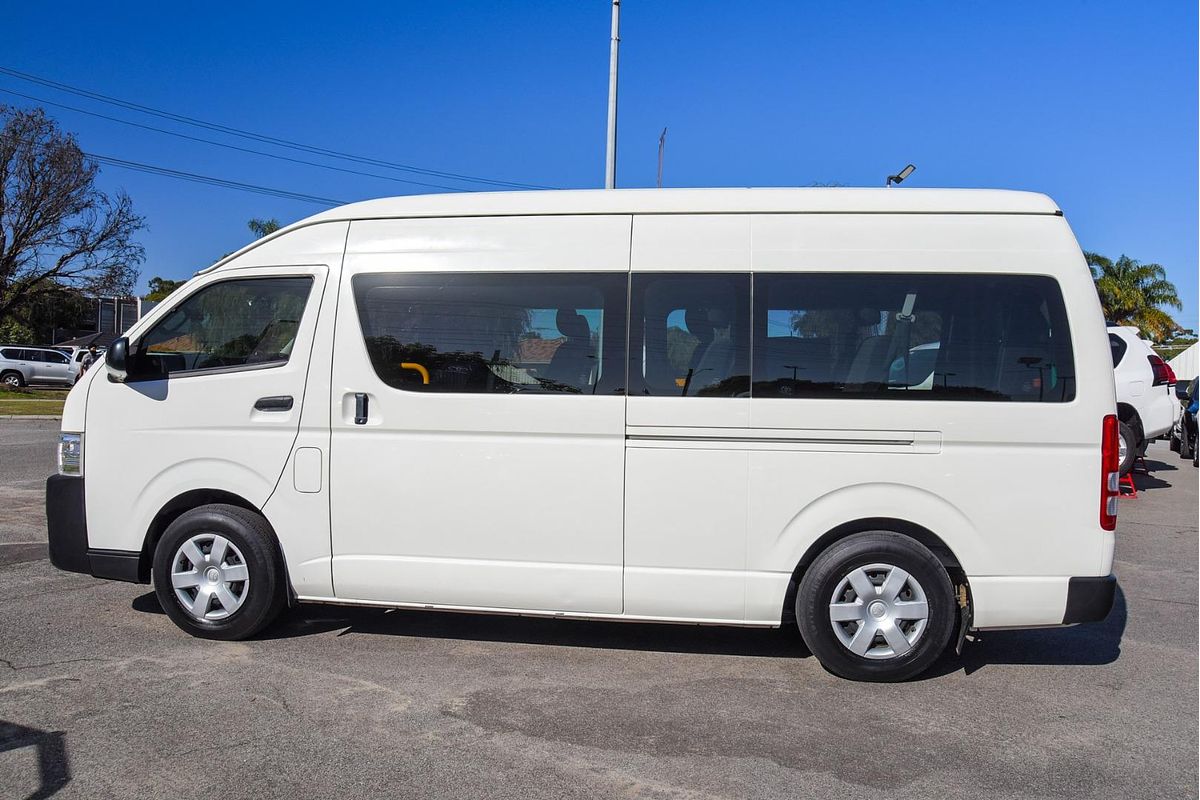 2017 Toyota Hiace Commuter KDH223R