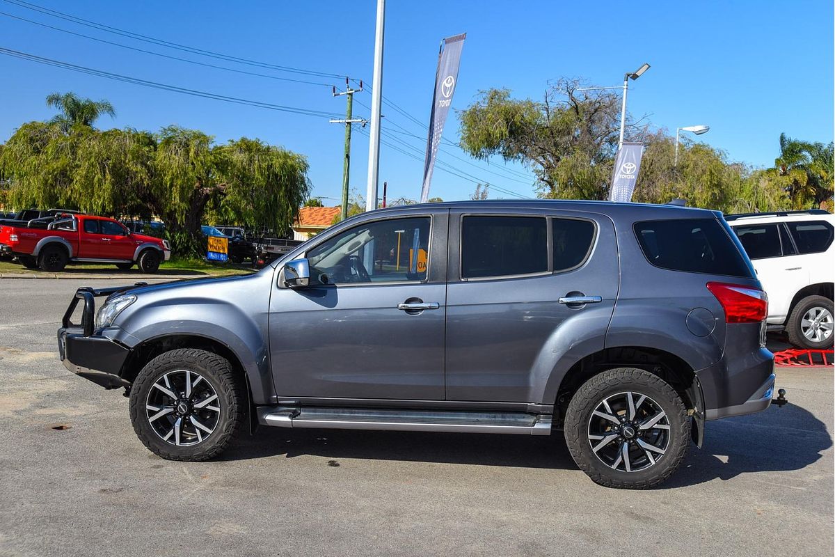 2021 Isuzu MU-X LS-U