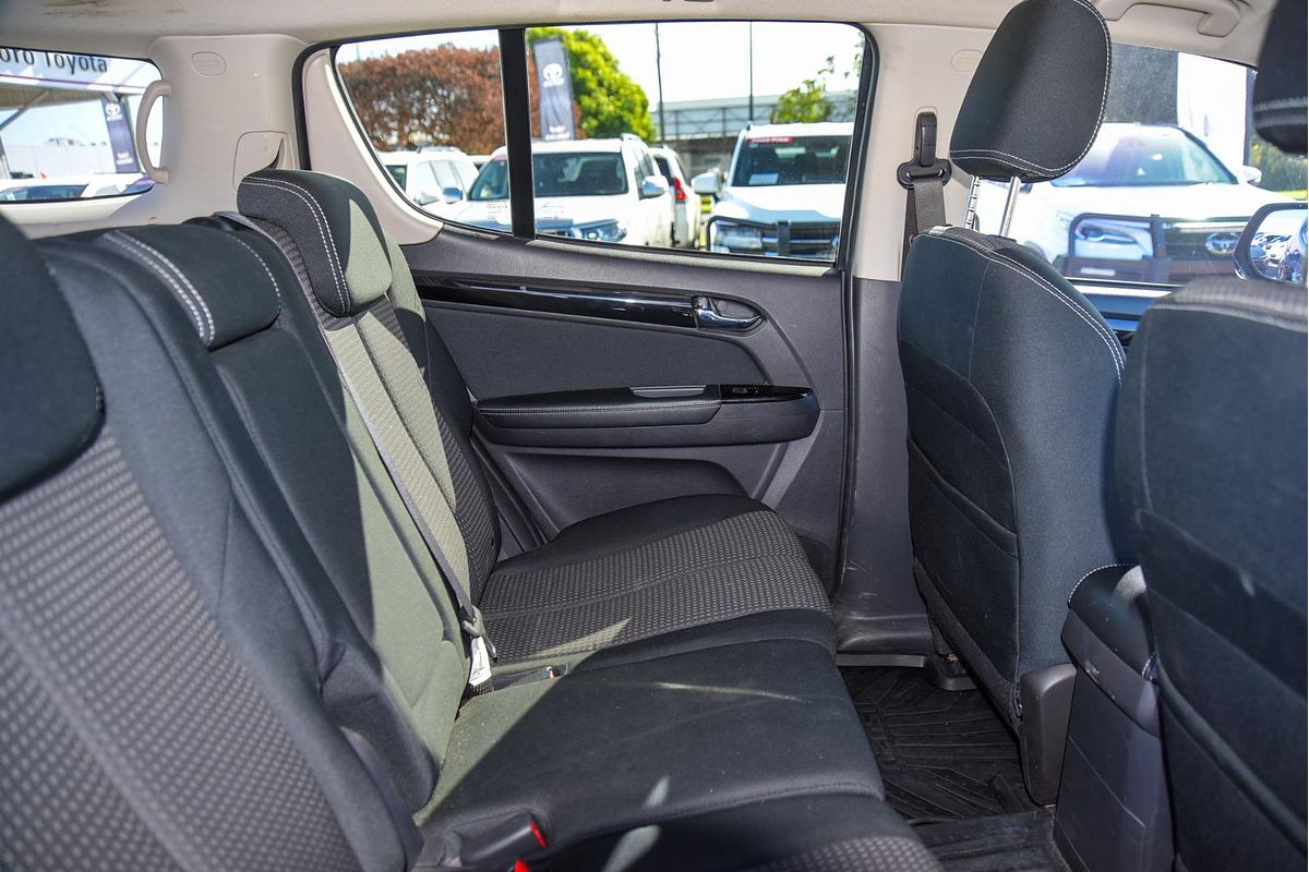 2021 Isuzu MU-X LS-U