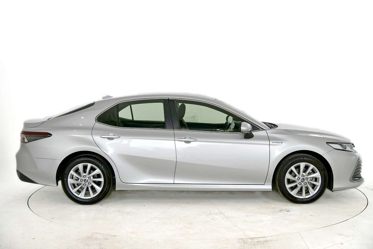 2021 Toyota Camry Ascent AXVH70R