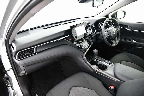 2021 Toyota Camry Ascent AXVH70R