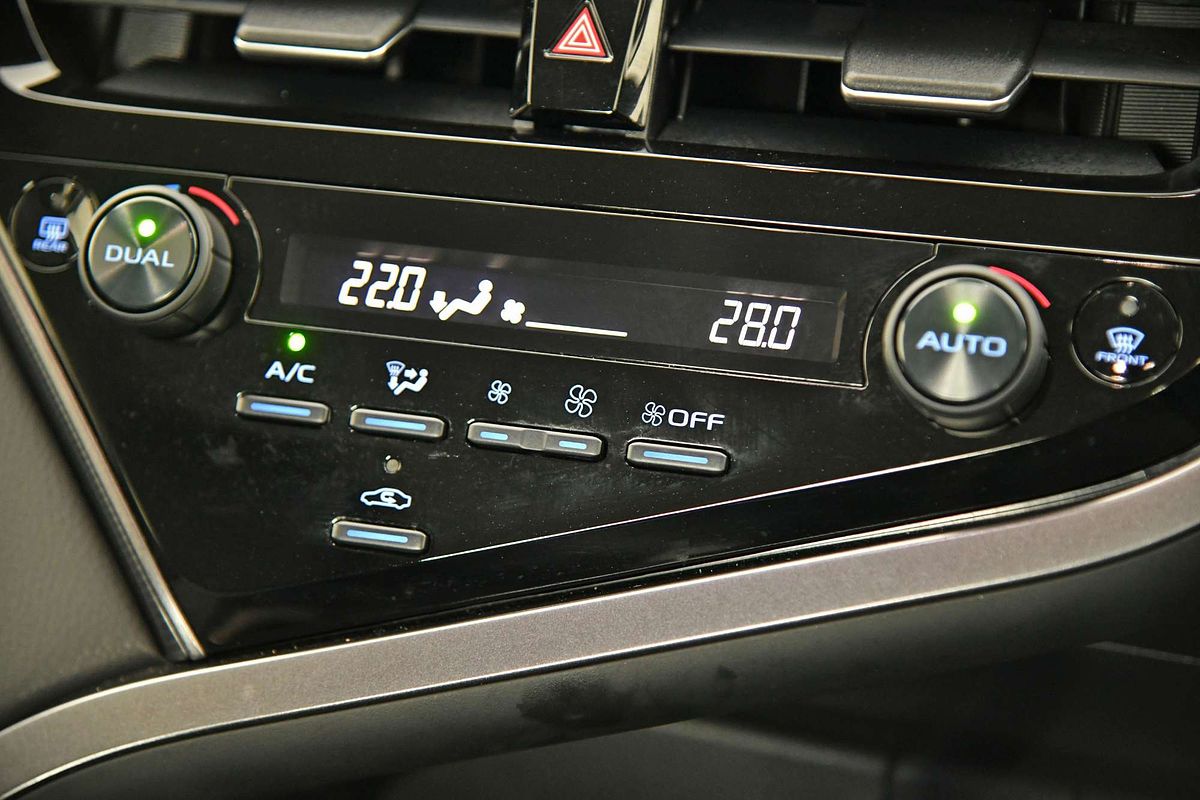 2021 Toyota Camry Ascent AXVH70R