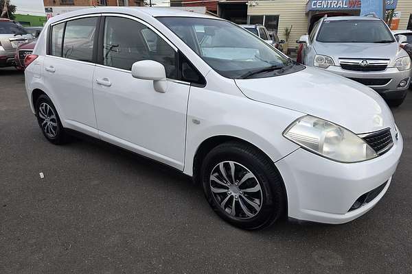 2007 Nissan Tiida ST C11