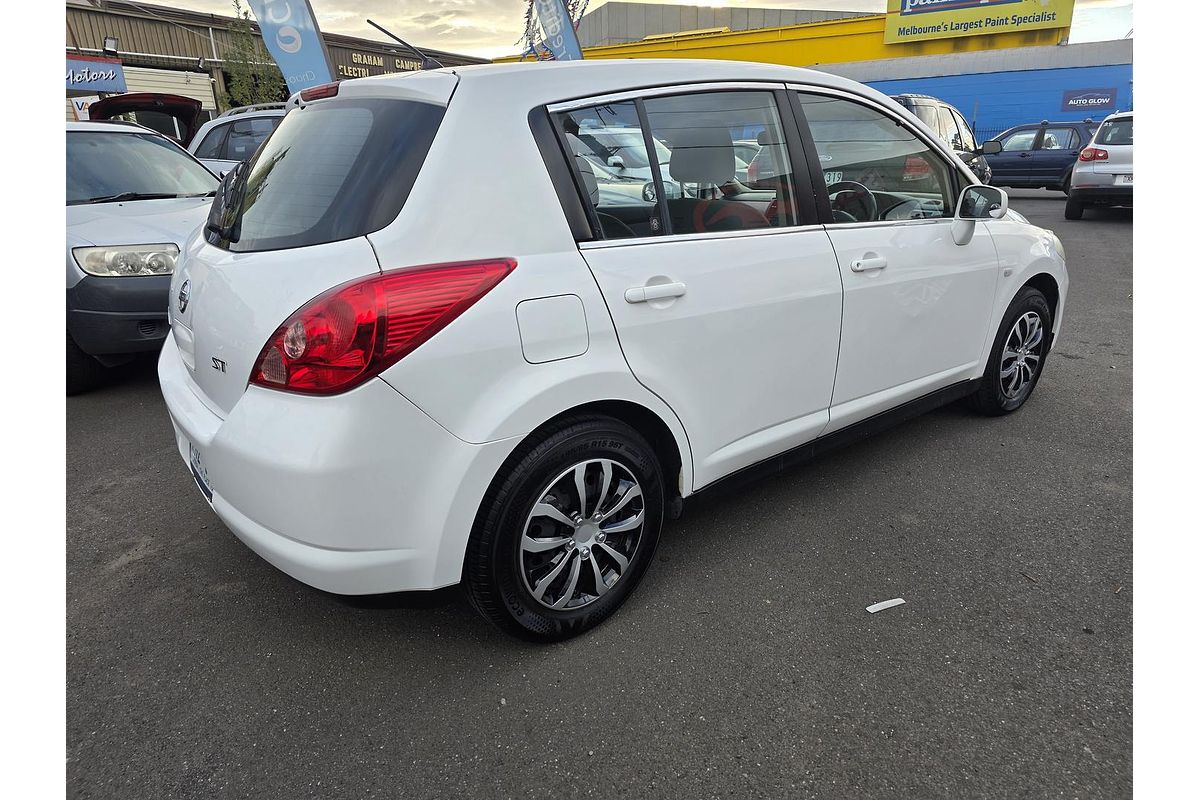 2007 Nissan Tiida ST C11