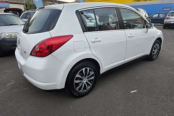 2007 Nissan Tiida ST C11