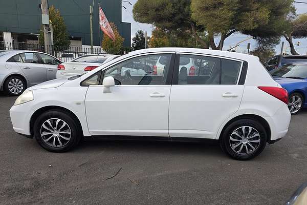 2007 Nissan Tiida ST C11