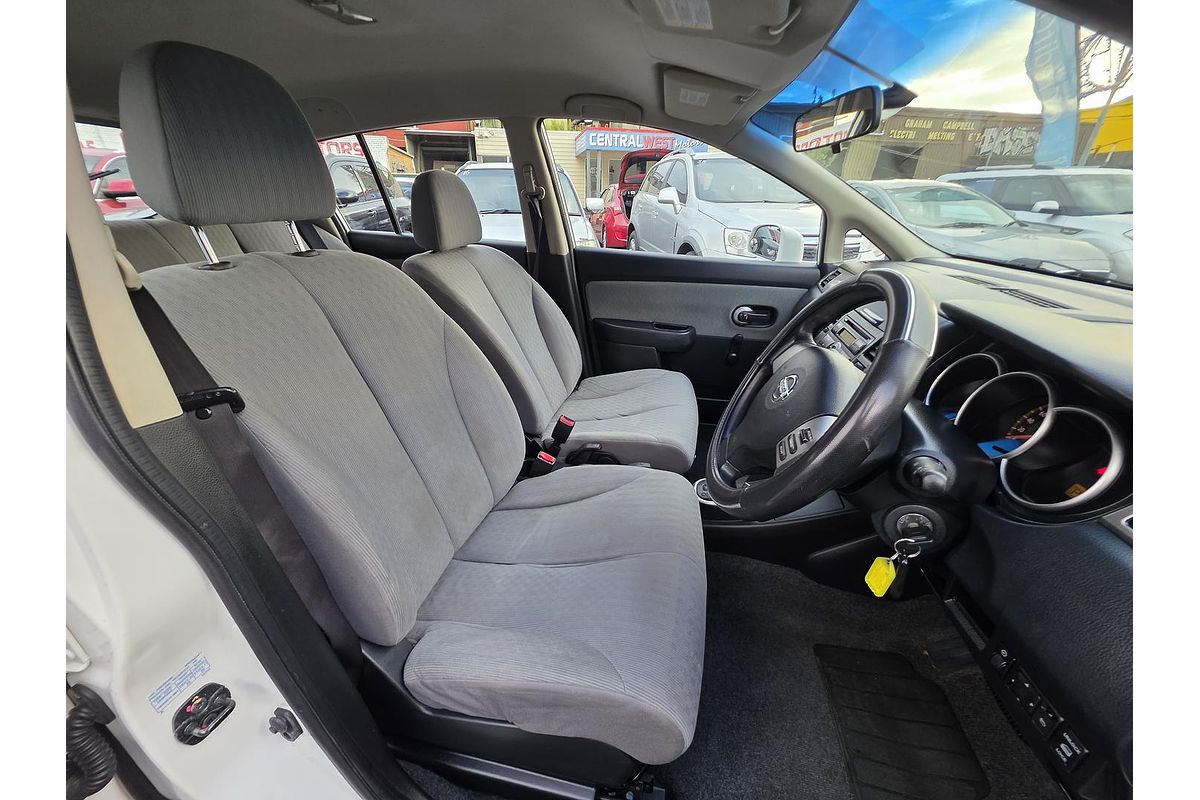 2007 Nissan Tiida ST C11