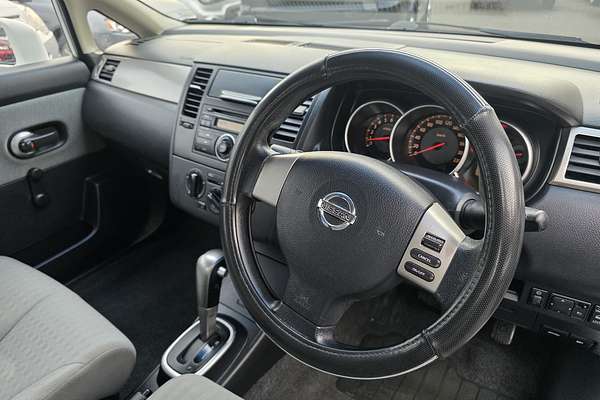 2007 Nissan Tiida ST C11