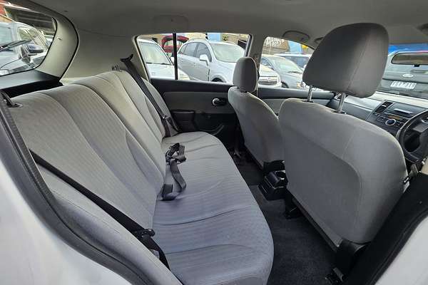 2007 Nissan Tiida ST C11