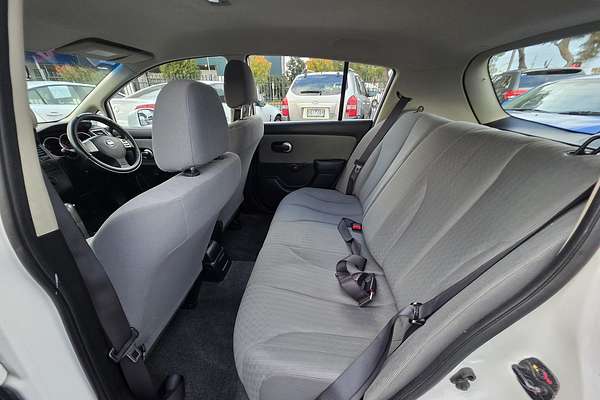 2007 Nissan Tiida ST C11