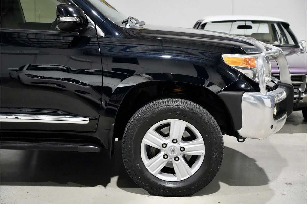 2014 Toyota Landcruiser Sahara VDJ200R