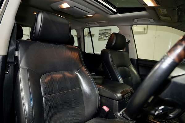 2014 Toyota Landcruiser Sahara VDJ200R