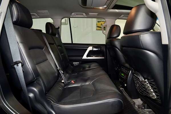 2014 Toyota Landcruiser Sahara VDJ200R