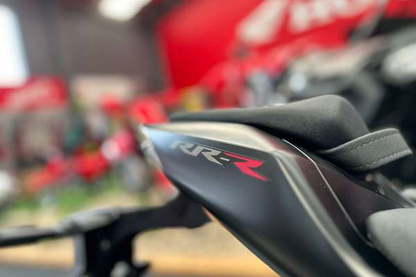 2025 Honda CBR1000RR-R FIREBLADE SP