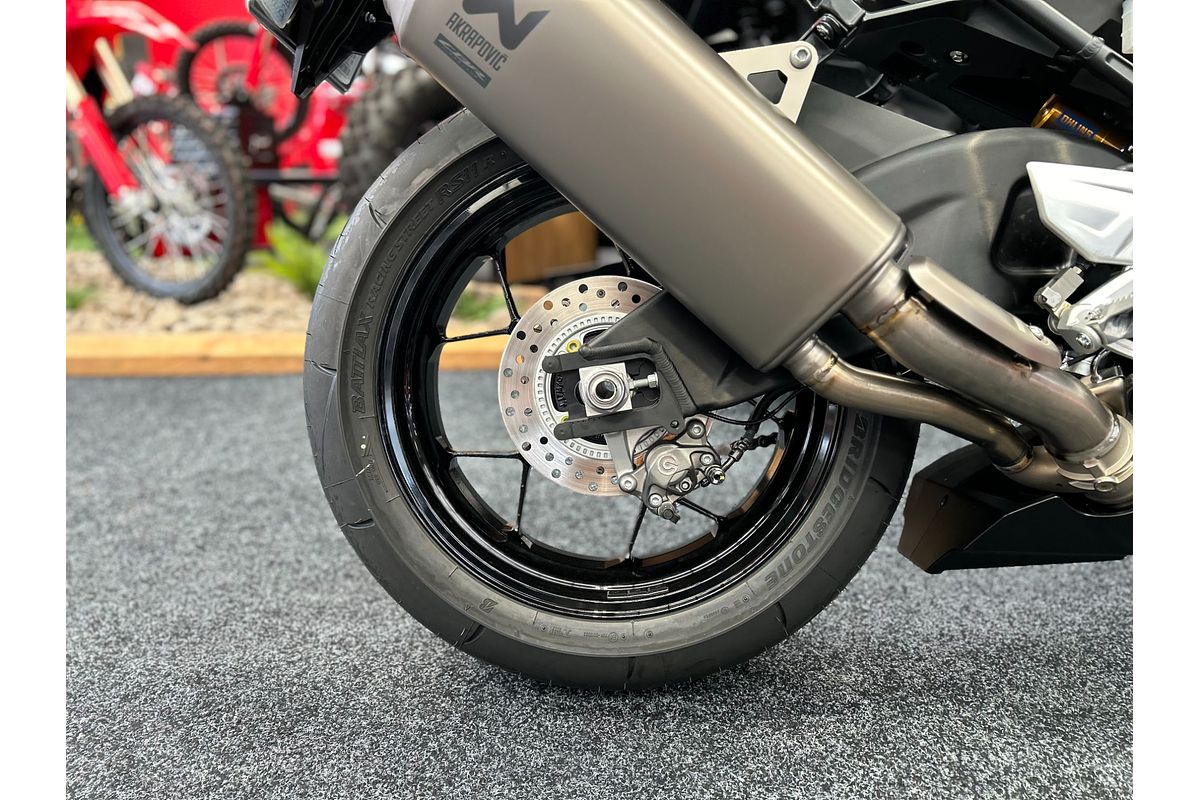 2025 Honda CBR1000RR-R FIREBLADE SP
