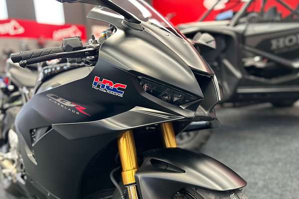 2025 Honda CBR1000RR-R FIREBLADE SP