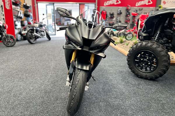 2025 Honda CBR1000RR-R FIREBLADE SP