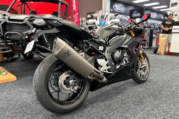 2025 Honda CBR1000RR-R FIREBLADE SP
