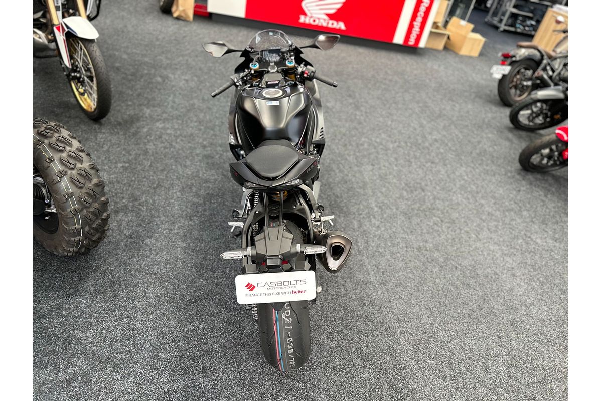 2025 Honda CBR1000RR-R FIREBLADE SP