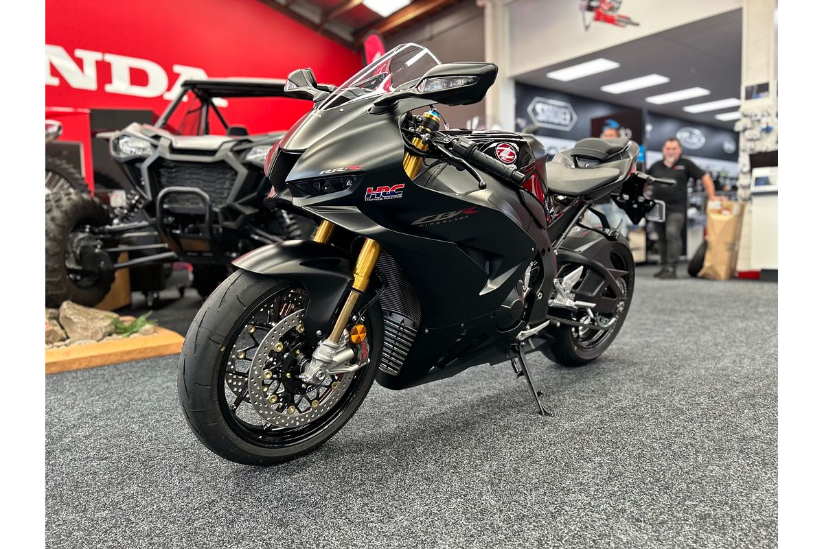 2025 Honda CBR1000RR-R FIREBLADE SP