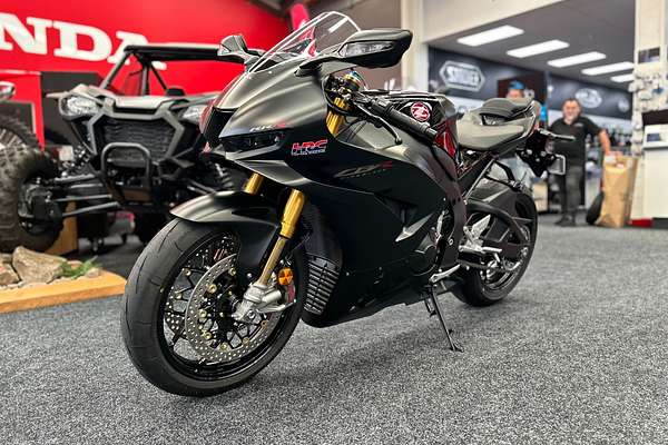 2025 Honda CBR1000RR-R FIREBLADE SP