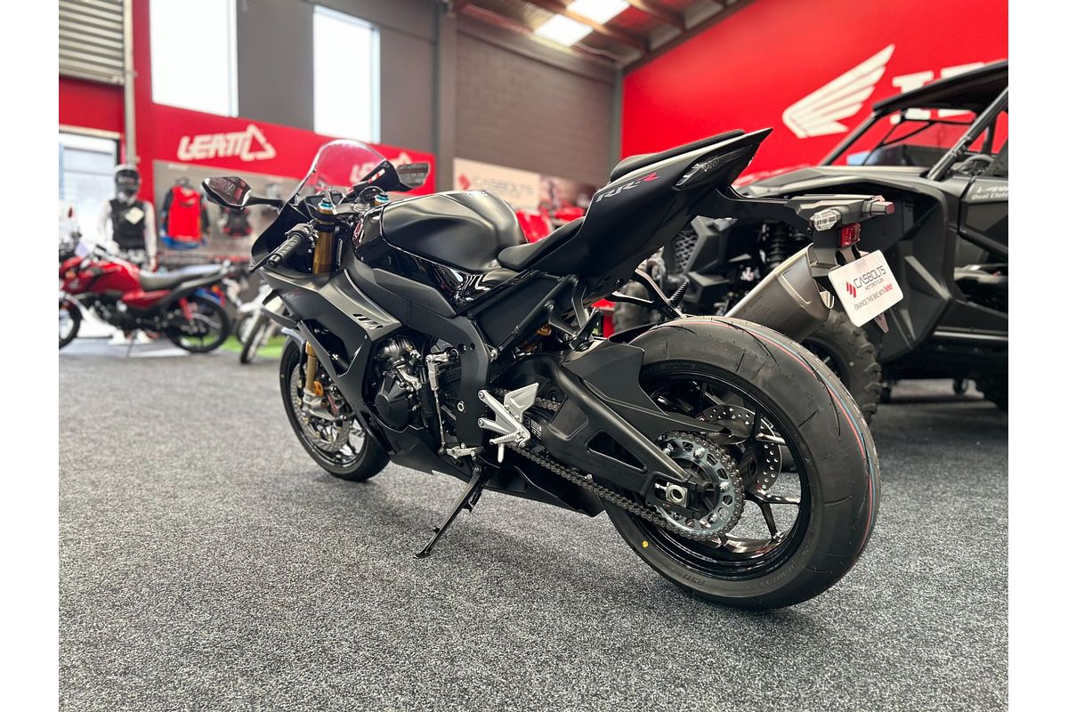 2025 Honda CBR1000RR-R FIREBLADE SP
