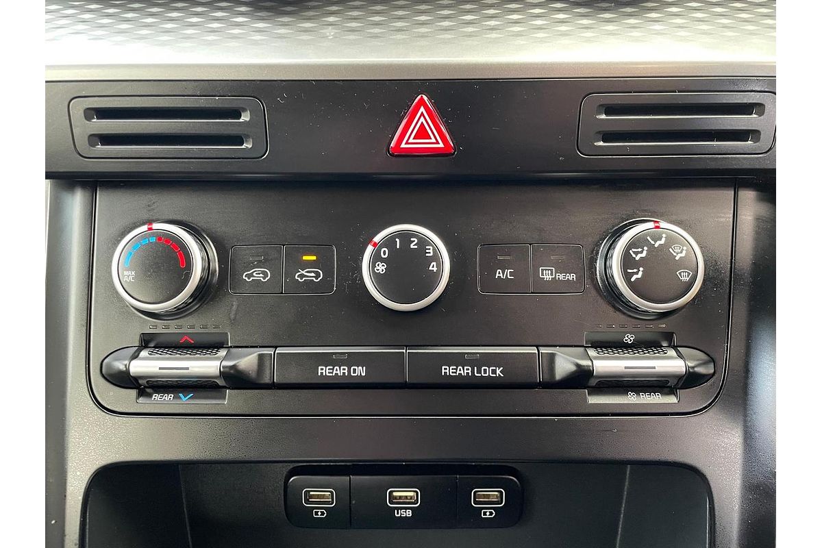 2022 Kia Carnival S KA4