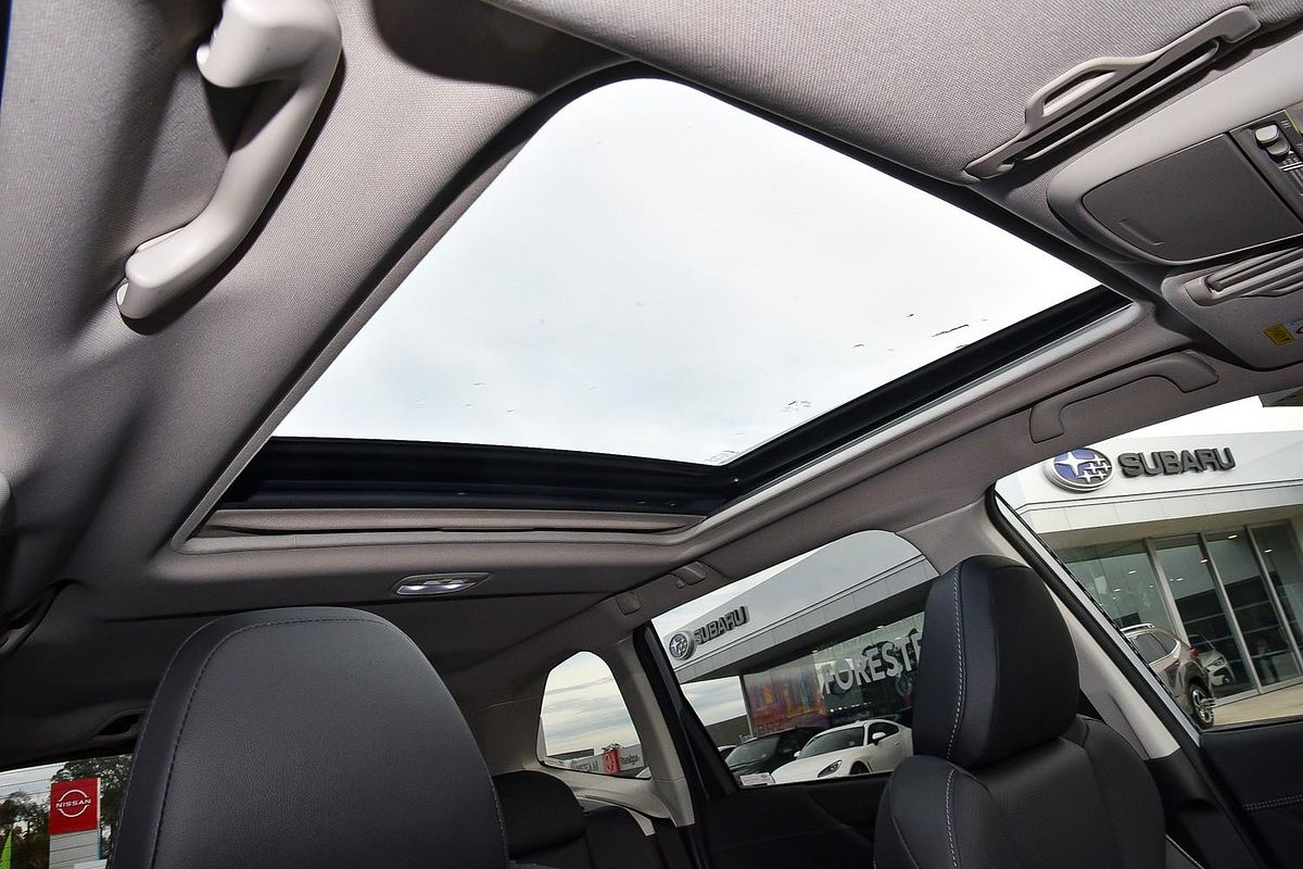 2025 Subaru Forester 2.5i-S S5