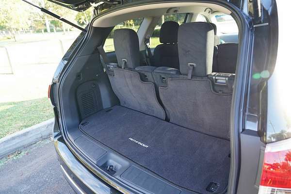 2015 Nissan Pathfinder ST N-Trek (4x4) R52 MY15