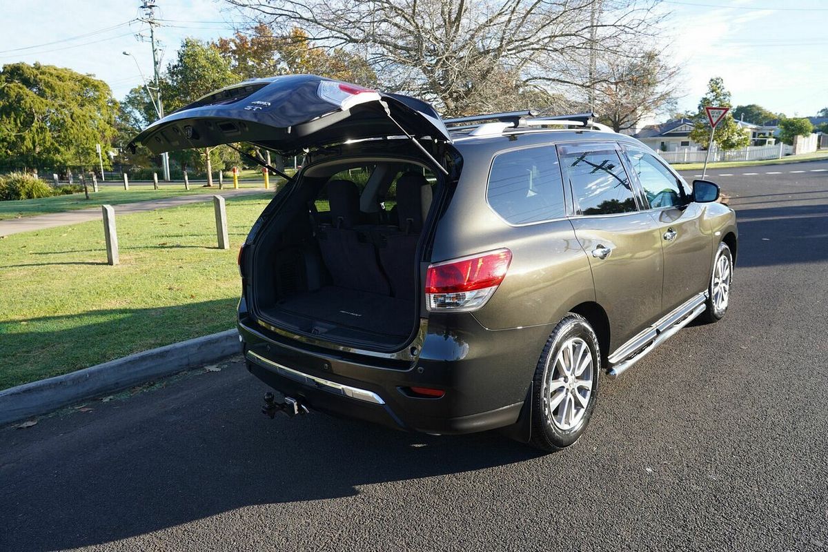 2015 Nissan Pathfinder ST N-Trek (4x4) R52 MY15