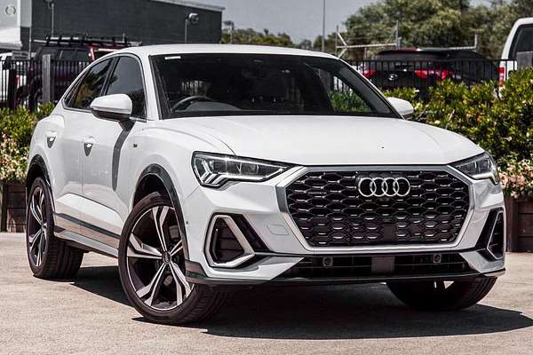 2025 Audi Q3 40 TFSI S line F3