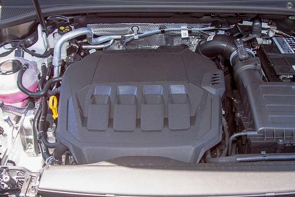 2025 Audi Q3 40 TFSI S line F3