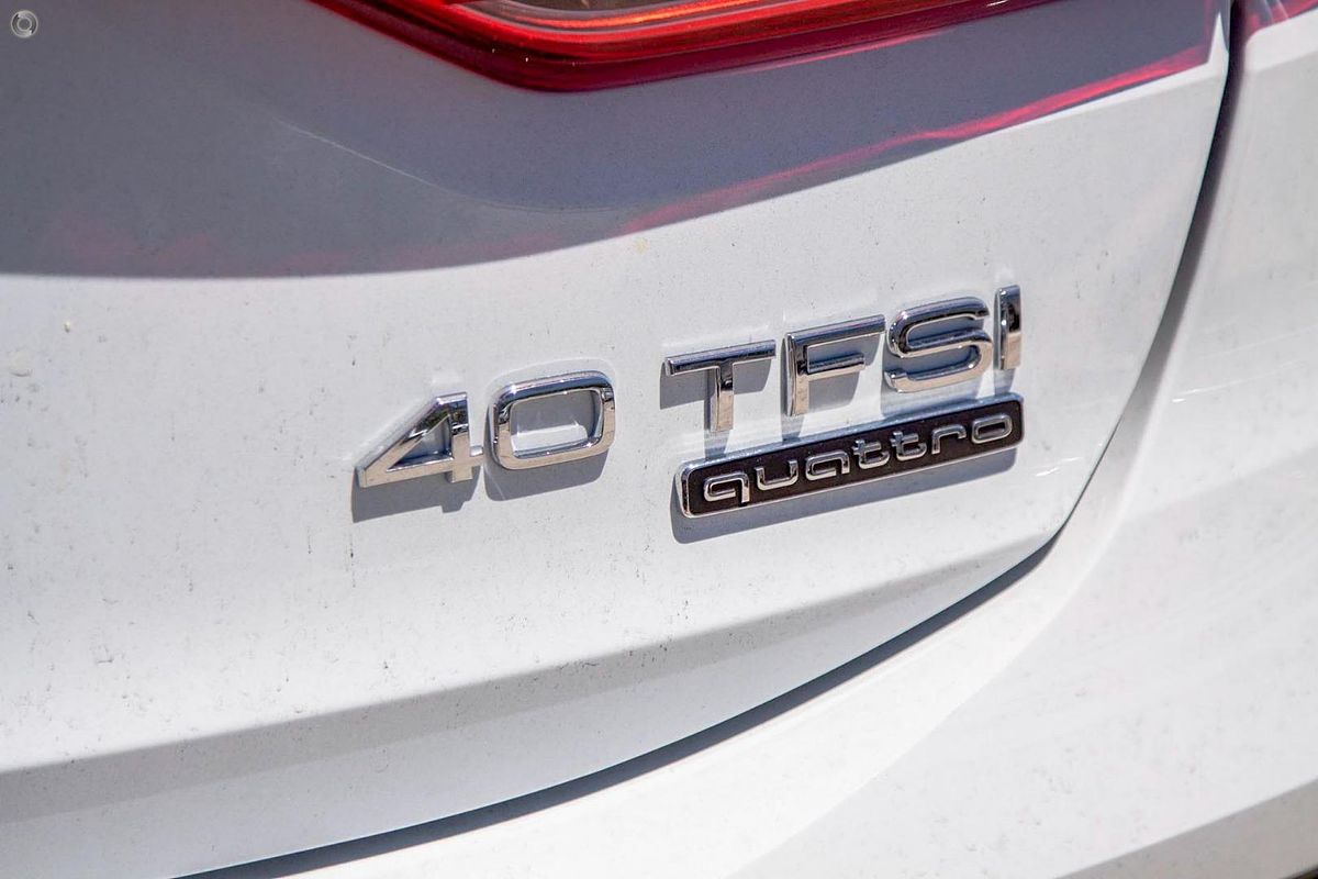 2025 Audi Q3 40 TFSI S line F3