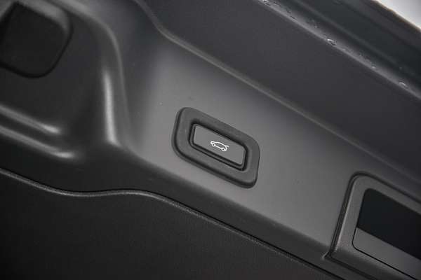 2020 Land Rover Range Rover Evoque P200 R-Dynamic S L551