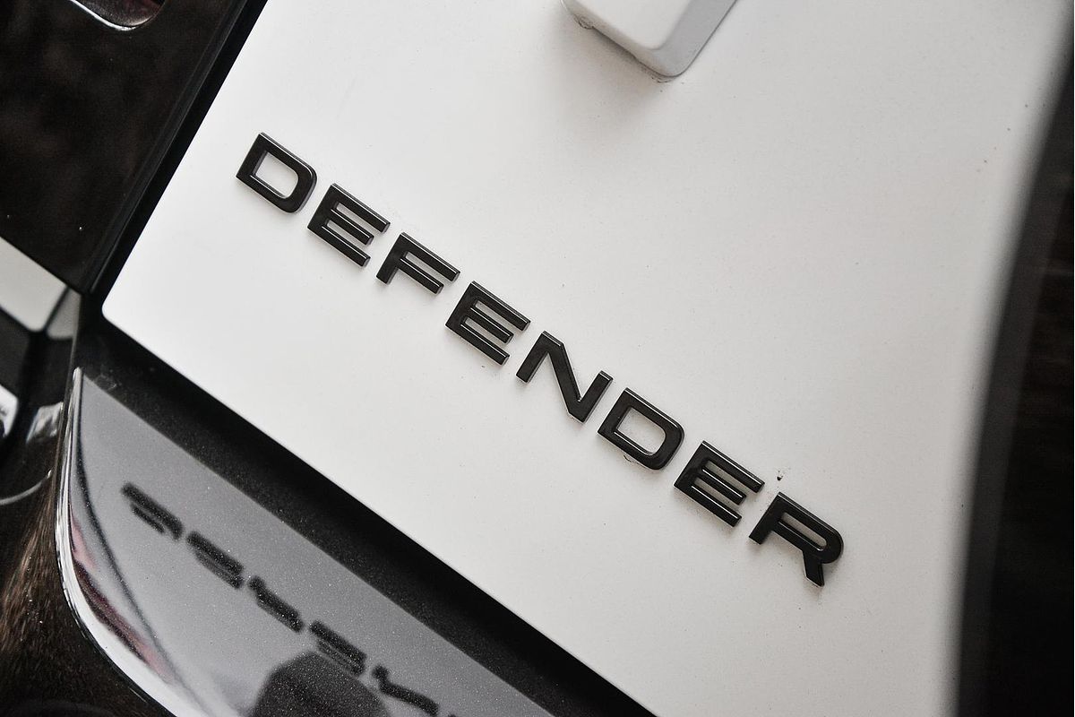 2024 Land Rover Defender 110 P400e X-Dynamic HSE L663
