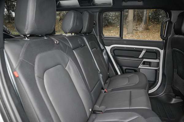 2024 Land Rover Defender 110 P400e X-Dynamic HSE L663