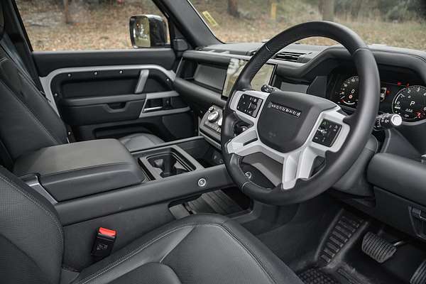 2024 Land Rover Defender 110 P400e X-Dynamic HSE L663