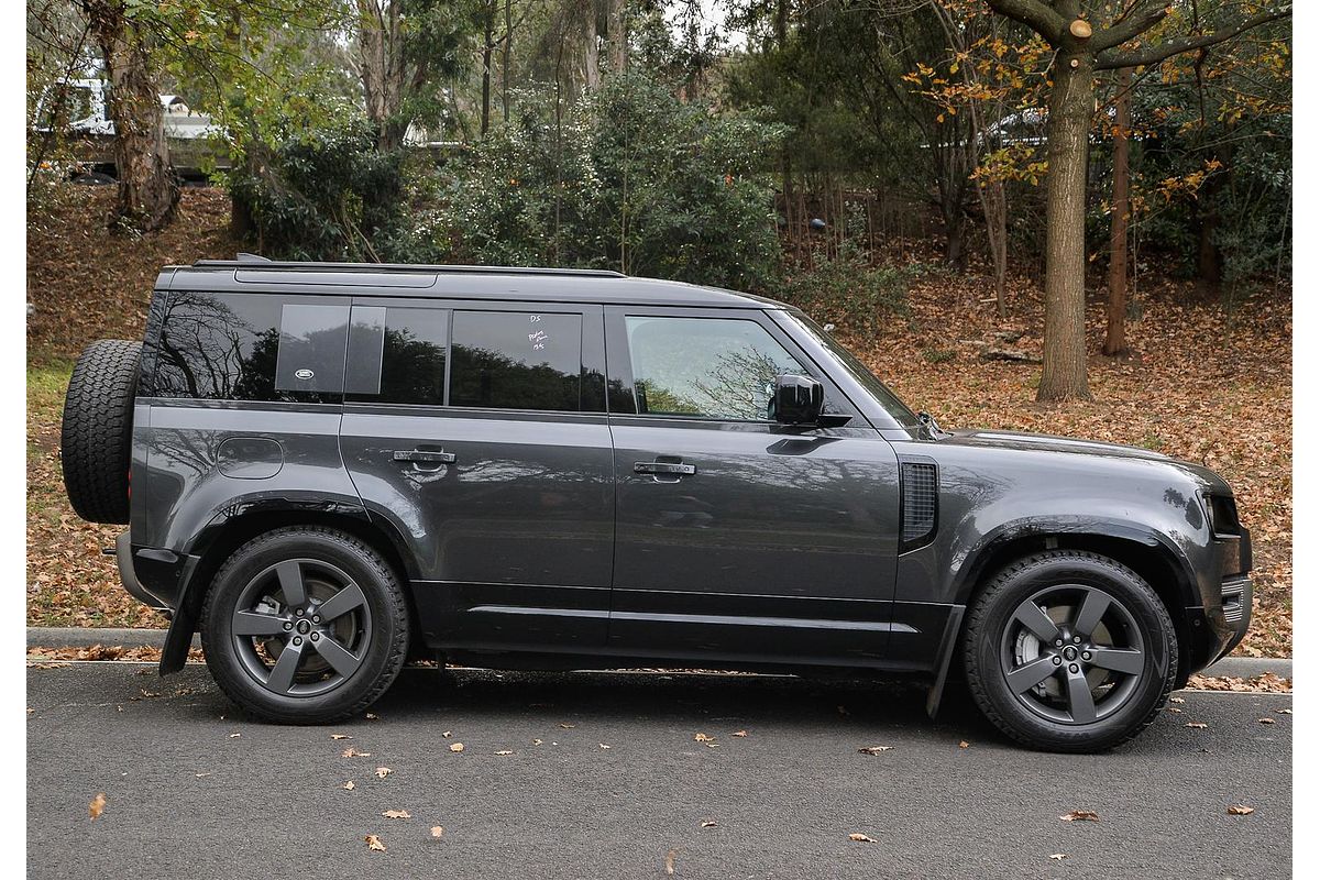 2024 Land Rover Defender 110 P400 X-Dynamic SE L663