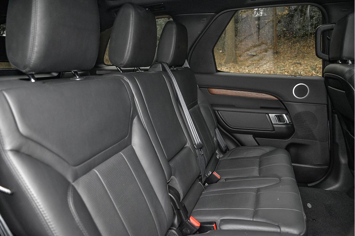 2018 Land Rover Discovery SD4 HSE Series 5