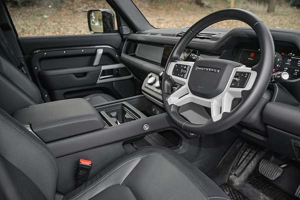 2024 Land Rover Defender 110 P400 X-Dynamic SE L663