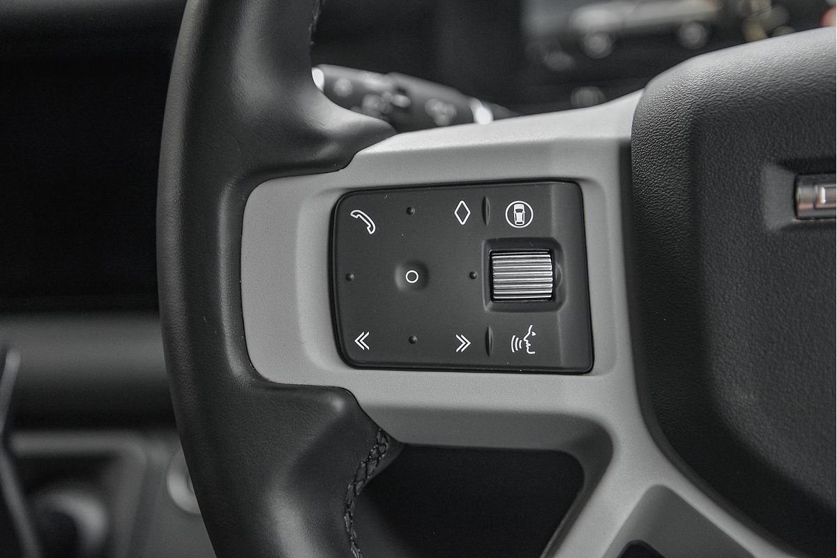 2024 Land Rover Defender 110 P400 X-Dynamic SE L663