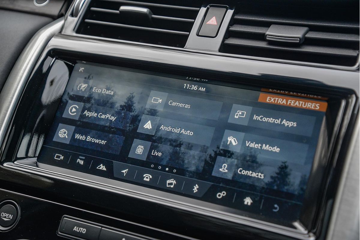 2018 Land Rover Discovery SD4 HSE Series 5