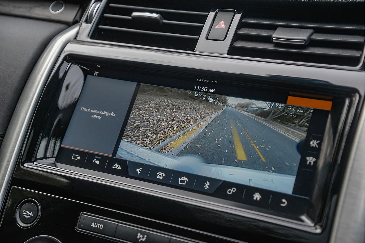 2018 Land Rover Discovery SD4 HSE Series 5