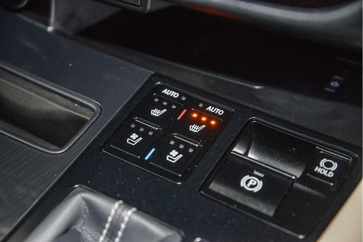 2022 Lexus RX RX350L Luxury GGL26R