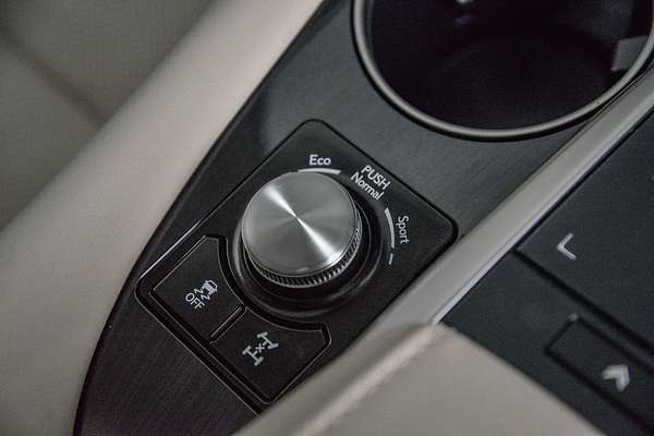 2022 Lexus RX RX350L Luxury GGL26R