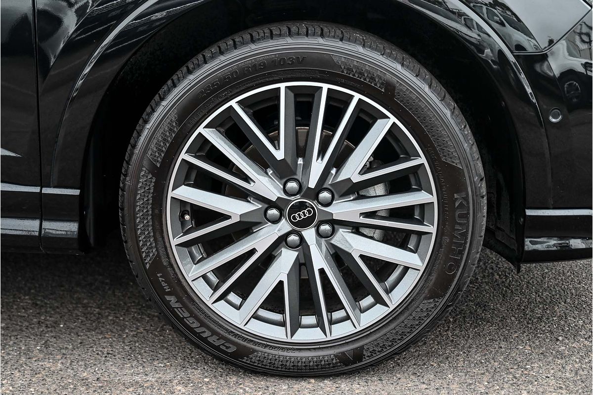 2022 Audi Q3 35 TFSI S line F3