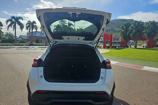 2021 Nissan JUKE ST F16