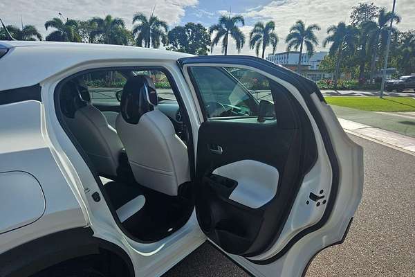2021 Nissan JUKE ST F16