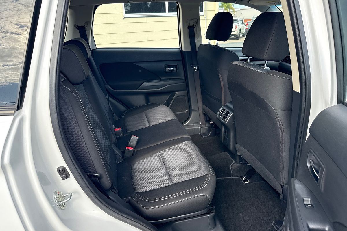 2019 Mitsubishi Outlander ES ZL