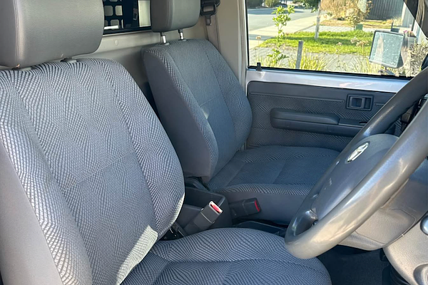 2010 Toyota Landcruiser GXL VDJ79R 4X4